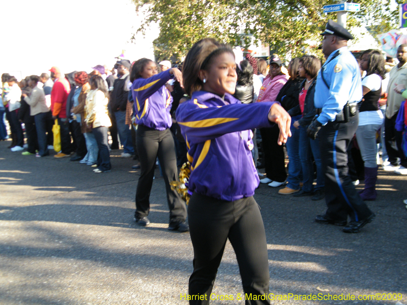 Zulu-Social-Aid-and-Pleasure-Club-2009-Centennial-Parade-mardi-Gras-New-Orleans-Photos-by-Harriet-Cross-0150