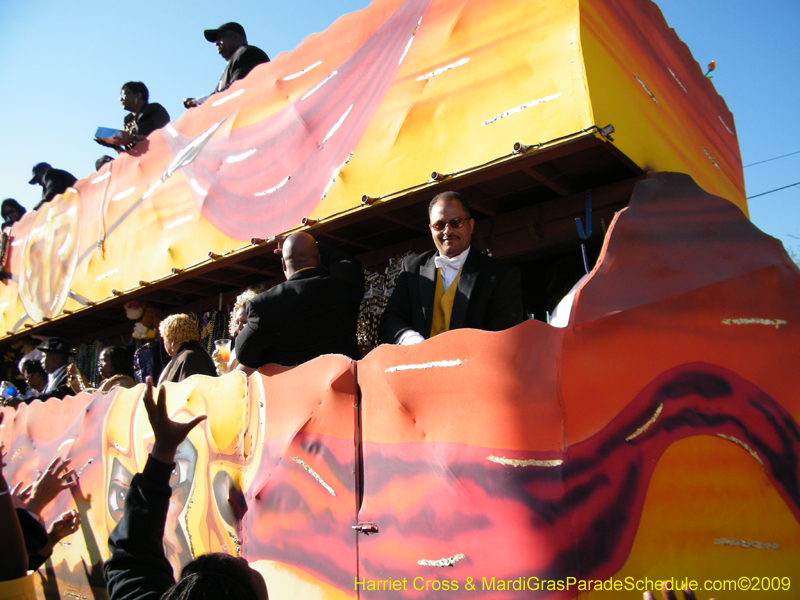 Zulu-Social-Aid-and-Pleasure-Club-2009-Centennial-Parade-mardi-Gras-New-Orleans-Photos-by-Harriet-Cross-0169