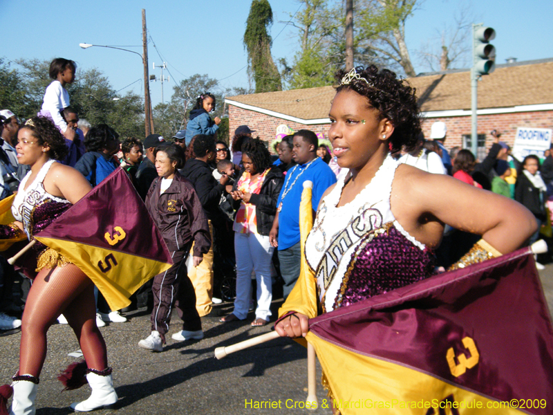 Zulu-Social-Aid-and-Pleasure-Club-2009-Centennial-Parade-mardi-Gras-New-Orleans-Photos-by-Harriet-Cross-0183