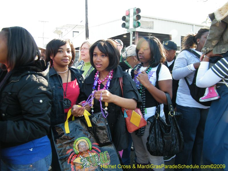 Zulu-Social-Aid-and-Pleasure-Club-2009-Centennial-Parade-mardi-Gras-New-Orleans-Photos-by-Harriet-Cross-0221