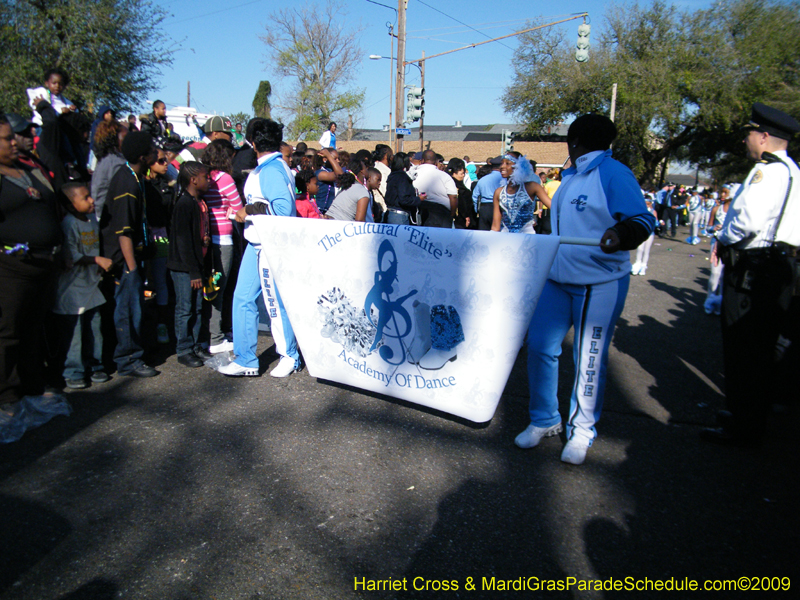 Zulu-Social-Aid-and-Pleasure-Club-2009-Centennial-Parade-mardi-Gras-New-Orleans-Photos-by-Harriet-Cross-0222