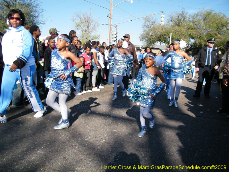 Zulu-Social-Aid-and-Pleasure-Club-2009-Centennial-Parade-mardi-Gras-New-Orleans-Photos-by-Harriet-Cross-0227