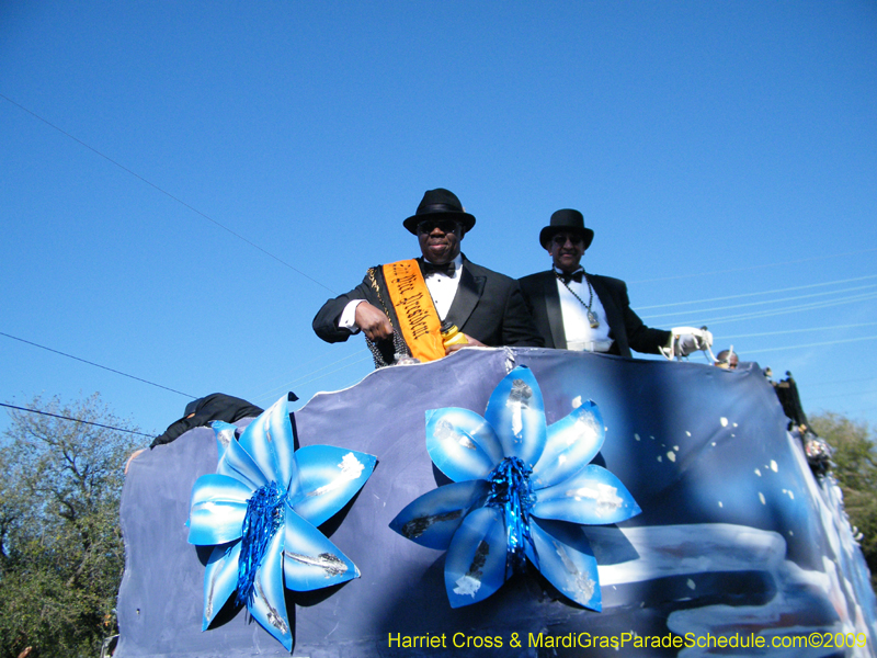 Zulu-Social-Aid-and-Pleasure-Club-2009-Centennial-Parade-mardi-Gras-New-Orleans-Photos-by-Harriet-Cross-0235