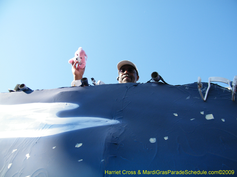 Zulu-Social-Aid-and-Pleasure-Club-2009-Centennial-Parade-mardi-Gras-New-Orleans-Photos-by-Harriet-Cross-0236