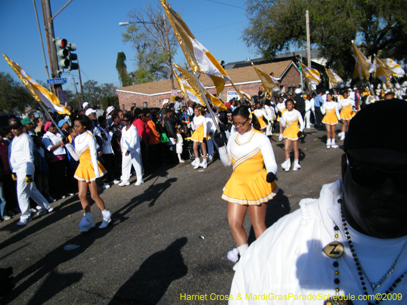 Zulu-Social-Aid-and-Pleasure-Club-2009-Centennial-Parade-mardi-Gras-New-Orleans-Photos-by-Harriet-Cross-0241