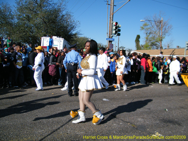 Zulu-Social-Aid-and-Pleasure-Club-2009-Centennial-Parade-mardi-Gras-New-Orleans-Photos-by-Harriet-Cross-0245