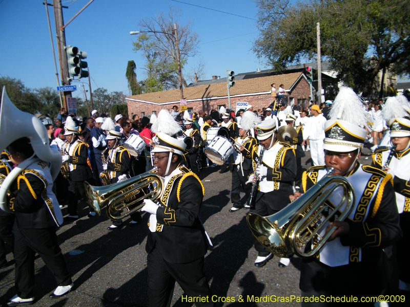 Zulu-Social-Aid-and-Pleasure-Club-2009-Centennial-Parade-mardi-Gras-New-Orleans-Photos-by-Harriet-Cross-0248