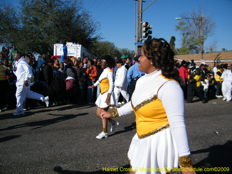 Zulu-Social-Aid-and-Pleasure-Club-2009-Centennial-Parade-mardi-Gras-New-Orleans-Photos-by-Harriet-Cross-0252