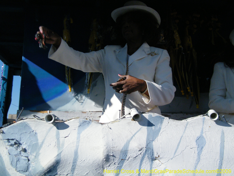 Zulu-Social-Aid-and-Pleasure-Club-2009-Centennial-Parade-mardi-Gras-New-Orleans-Photos-by-Harriet-Cross-0261