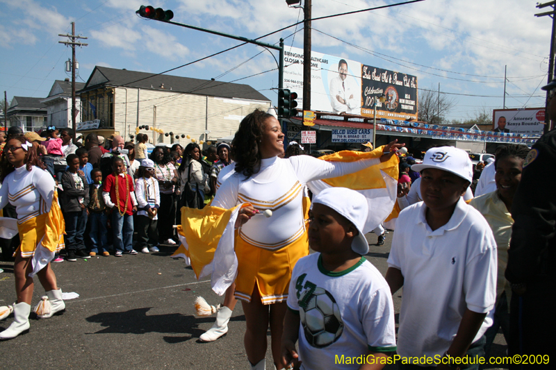 2009-Zulu-Social-Aid-and-Pleasure-Club-100-year-anniversary-Mardi-Gras-New-Orleans-2391