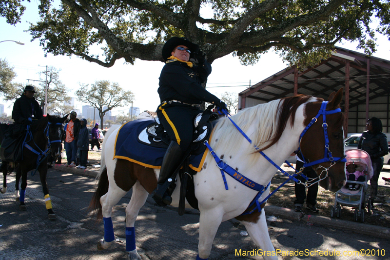 Zulu-Social-Aid-and-Pleasure-Club-2010-Mardi-Gras-New-Orleans-1031