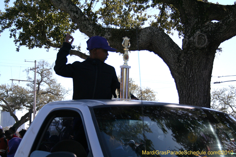 Zulu-Social-Aid-and-Pleasure-Club-2010-Mardi-Gras-New-Orleans-1180