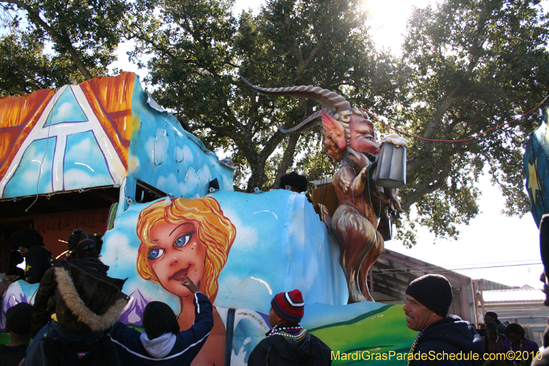 Zulu-Social-Aid-and-Pleasure-Club-2010-Mardi-Gras-New-Orleans-1377