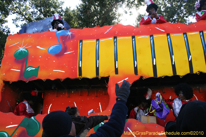 Zulu-Social-Aid-and-Pleasure-Club-2010-Mardi-Gras-New-Orleans-1415