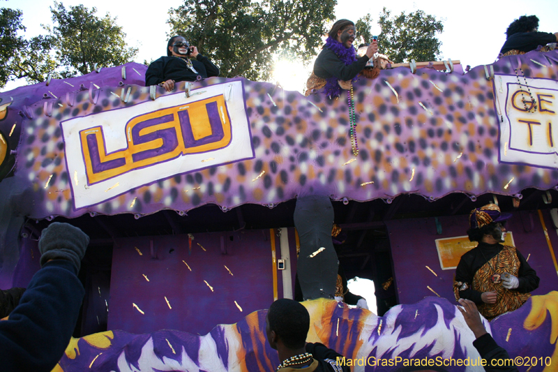 Zulu-Social-Aid-and-Pleasure-Club-2010-Mardi-Gras-New-Orleans-1438
