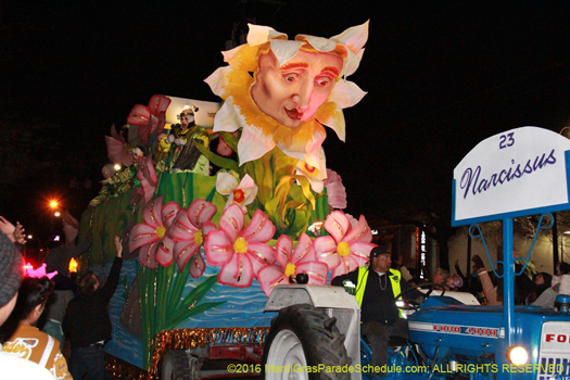 Float title NARCISSUS, theme Enchantments & Transformations - photo by Jules Richard
