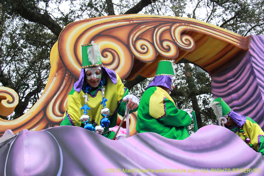 Mardi Gras float in New Orleans - photo by Jules Richard