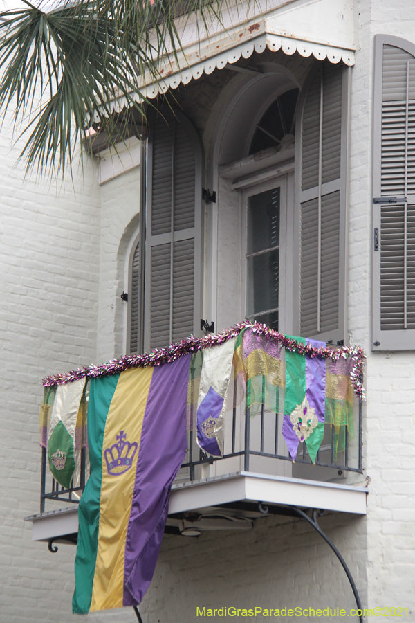 Krewe-of-House-Floats-04006-French-Quarter-2021
