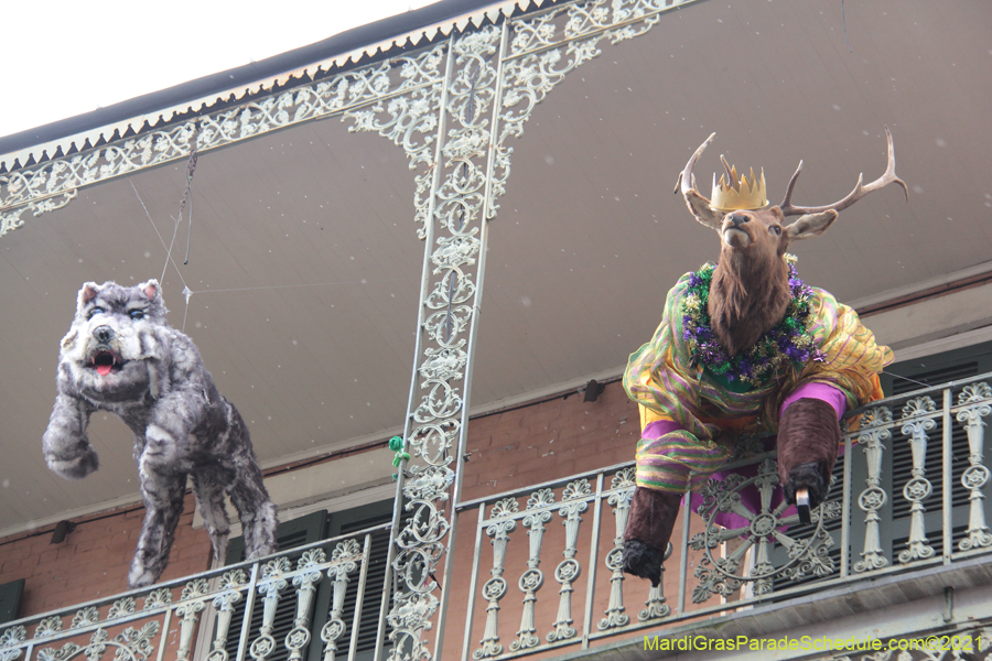 Krewe-of-House-Floats-04039-French-Quarter-2021