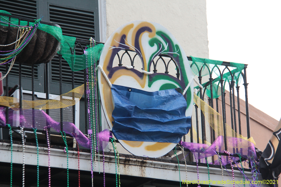 Krewe-of-House-Floats-04047-French-Quarter-2021