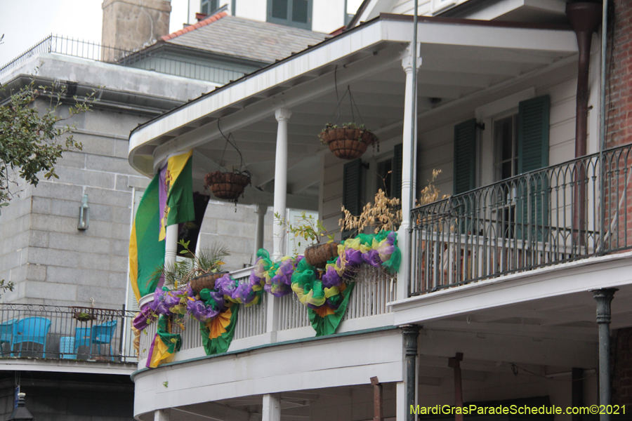 Krewe-of-House-Floats-04056-French-Quarter-2021