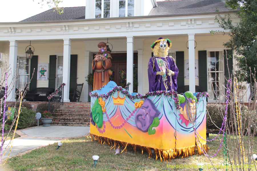Krewe-of-House-Floats-03762-Lakeview-Lakeshore-WestEnd-2021