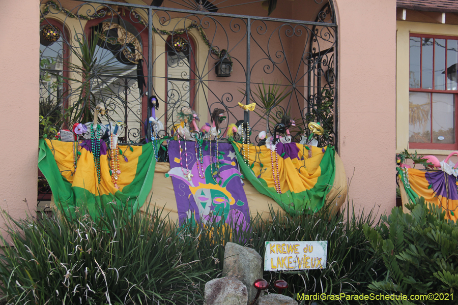 Krewe-of-House-Floats-03768-Lakeview-Lakeshore-WestEnd-2021