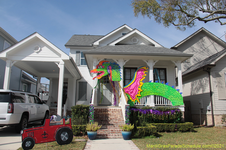 Krewe-of-House-Floats-03784-Lakeview-Lakeshore-WestEnd-2021