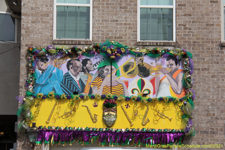 Krewe-of-House-Floats-03826-Lakeview-Lakeshore-WestEnd-2021