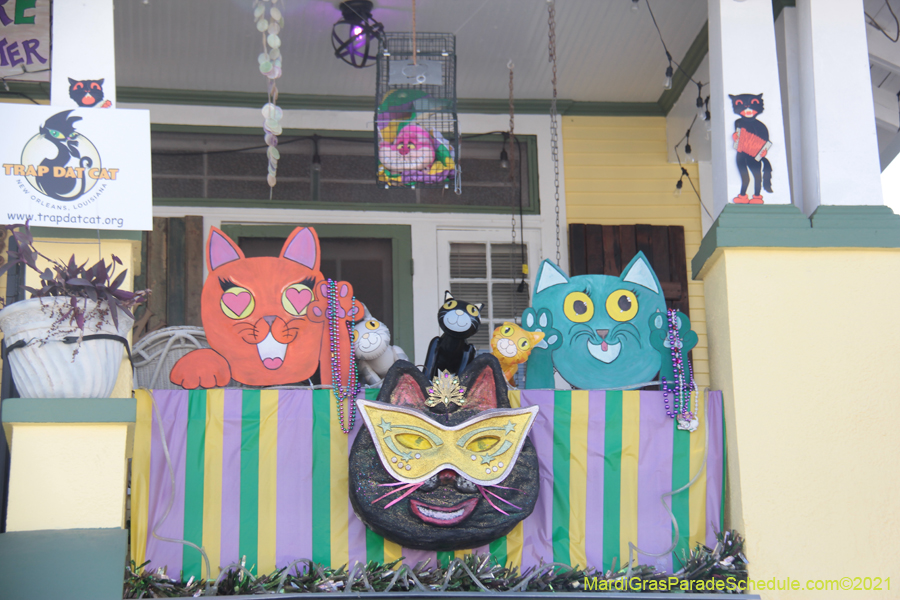 Krewe-of-House-Floats-01041-Mid-City-2021