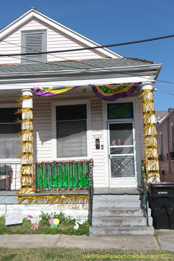 Krewe-of-House-Floats-01045-Mid-City-2021