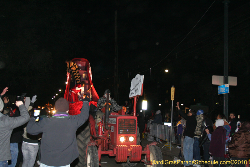 Krewe-of-Muses-2010-Carnival-New-Orleans-6823