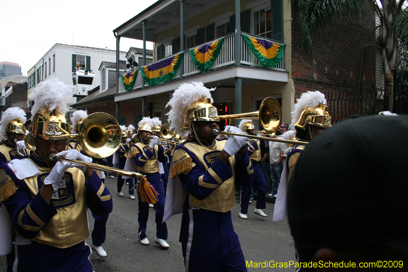 2009-Mystic-Krewe-of-Shangri-LA-French-Quarter-New-Orleans-Mardi-Gras-0365