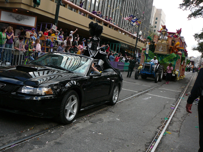 2008-Krewe-of-Thoth-New-Orleans-Mardi-Gras-Parade-300141