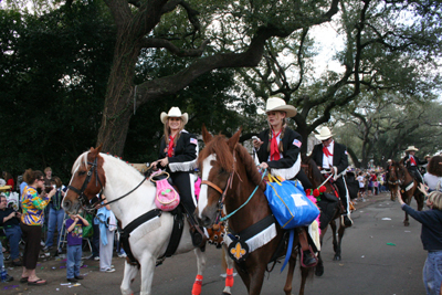 Krewe-of-Tucks-2008-New-Orleans-Mardi-Gras-Parade-0356